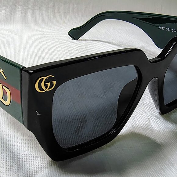 WOMEN'S GUCCI SUNGLASSES, MADE IN ITALY - NEW IN CASE! - Picture 5 of 5